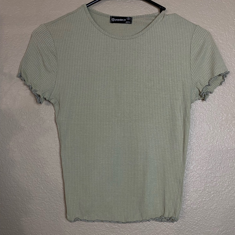 Small stretch tee